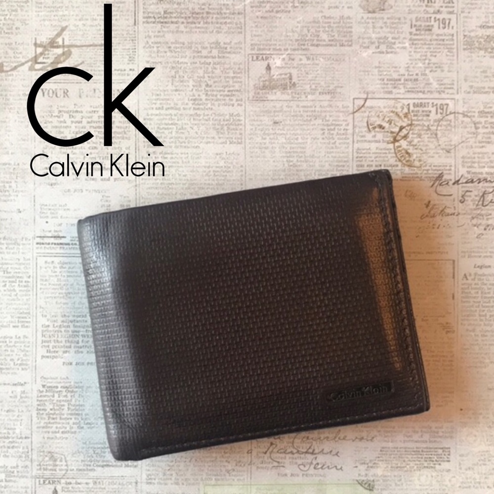 Calvin Klein Textured Leather Bi-Fold Wallet